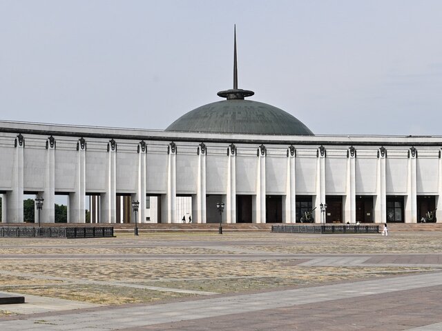 Музей Победы открыл две тематические выставки в преддверии Дня учителя