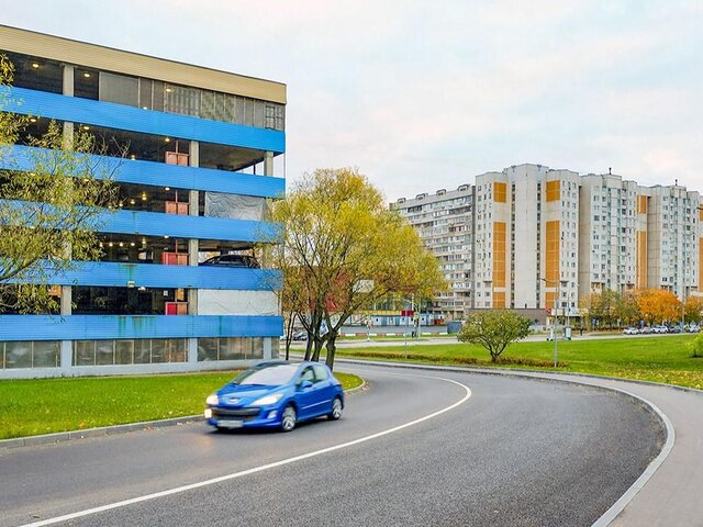 Благоустройство проезда завершили между Старобитцевской улицей и МКАД